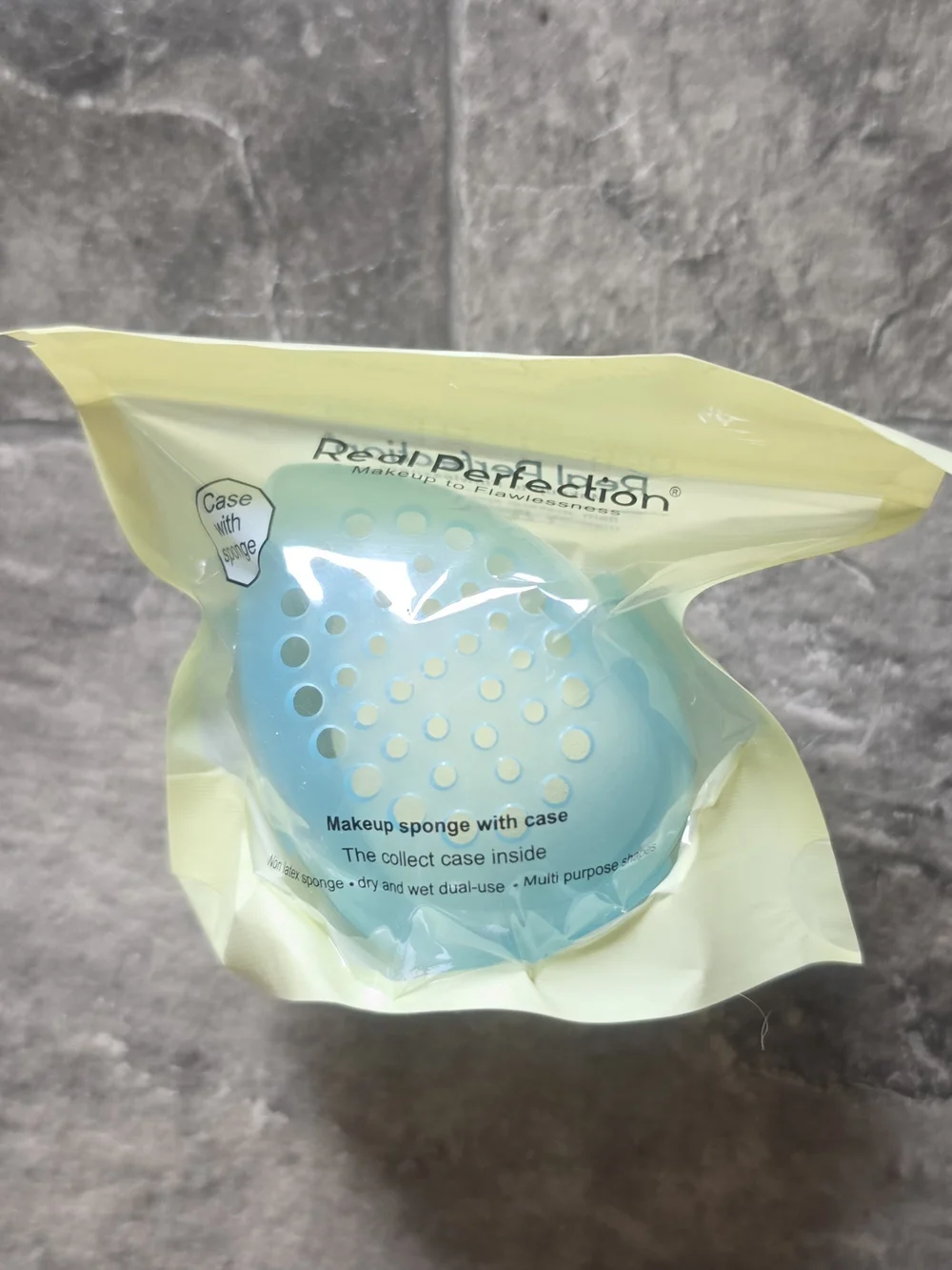 Real Perfection Makeup Sponge with Travel Case BNIB